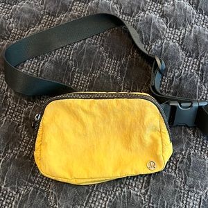 LULULEMON BELT BAG